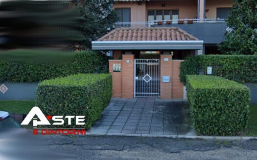 APPARTAMENTO AL PIANO PRIMO IN LATINA, VIA GIORDANO N. 7