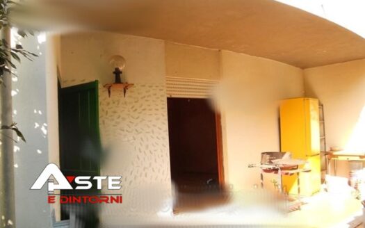 APPARTAMENTO SU DUE LIVELLI IN ANZIO (RM), STRADONE SANT’ANASTASIO N. 1