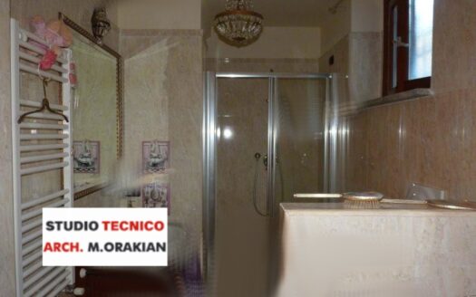 VILLINO SU TRE LIVELLI IN ROMA (RM), VIA VALLE AURINA N. 1/C